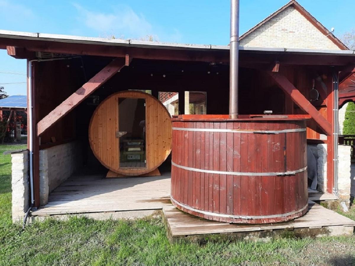 Ponty Orso Vendeghaz Villa Nagybaracska Exterior foto