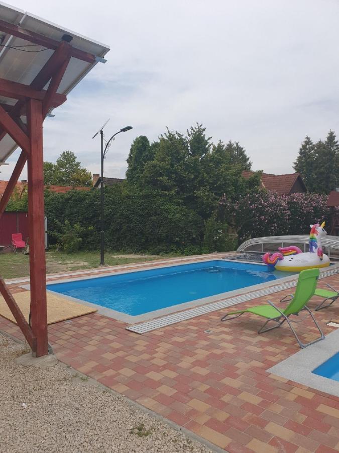Ponty Orso Vendeghaz Villa Nagybaracska Exterior foto